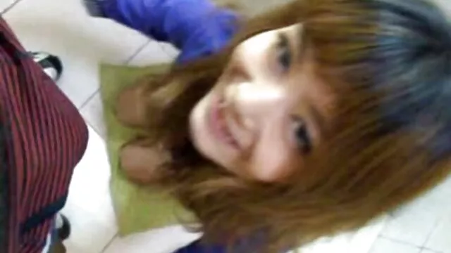 黒いコック美しい吸い雌犬 女性 用 無料 アダルト 動画