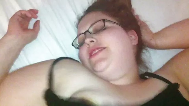 ケンドール巨乳ワークアウト3シーン1 女の子 むけ エロ 動画