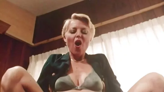 顔スペインの成熟した 女性 の 為 の 無料 av 動画