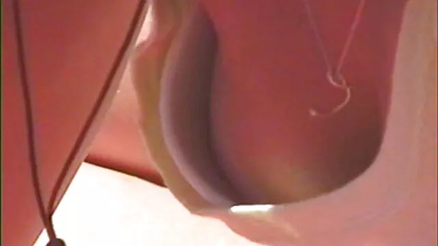 レズビアン楽しい弄とstrapon 女の子 の ため の h 無料 動画