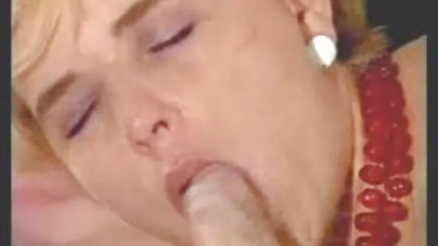 レナHeadeyセックスシーンで300 女の子 の ため の えっち 動画