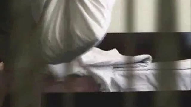 三人組ベビーシッター十代 女性 の ため エッチ 動画