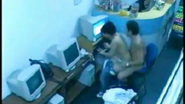 ペニーとアドリアナFisting 女性 向け えっち 動画 無料