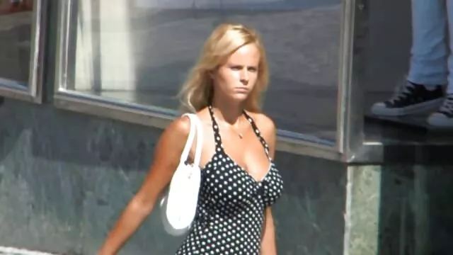スウェーデン友達動画 女の子 の ため の エッチ 動画 無料